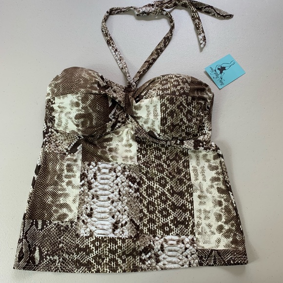 Betty’s Beach House Other - Betty’s Beach House Halter Ties Tankini swim top